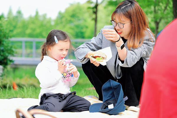 Mother’s Day celebration,Hiba Academy Nantong Nursery